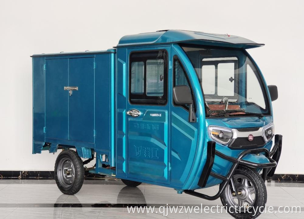 Practical Semi-closed Express Electric Tricycle